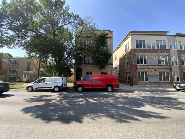 5511 W Diversey Avenue , Unit 3, Chicago, IL 60639