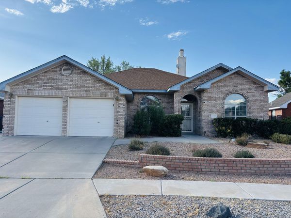 7557 Calyx Drive NW, Albuquerque, NM 87120