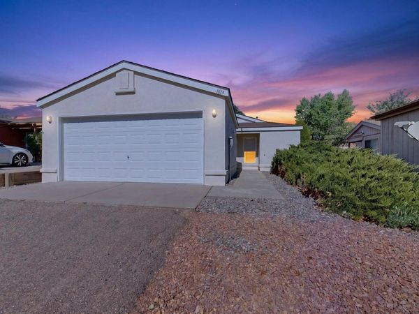 1613 Patti Place NE, Rio Rancho, NM 87144