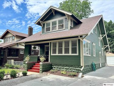 721 S 33rd Street, Lincoln, NE 68510