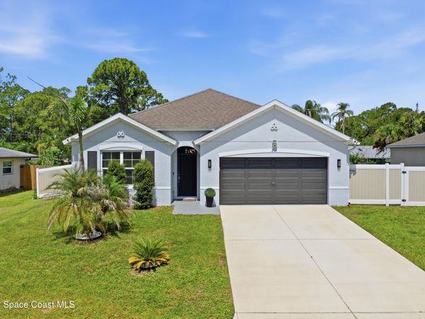 270 De Castro Avenue SE , Palm Bay, FL 32909
