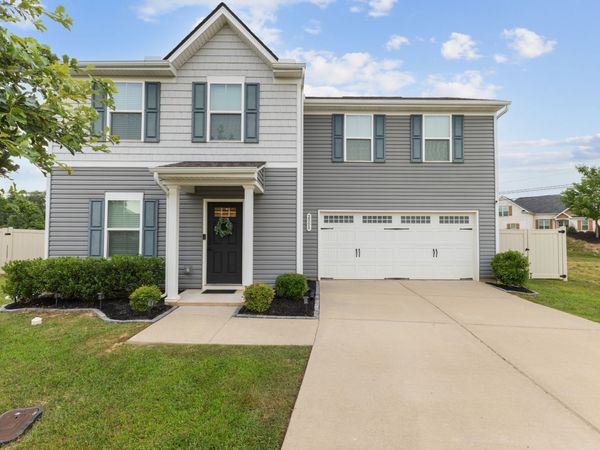 2000 Brokeshire Dr , White House, TN 37188