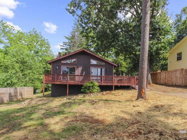 416 WOODLAND CIR , Waynesboro, VA 22980