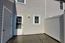 404 Clark Street, A2 photo 4