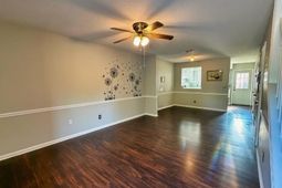 404 Clark Street, A2 photo 4