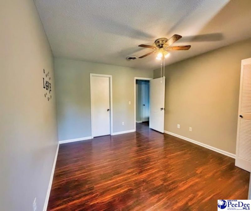 404 Clark Street, A2 Photo 6