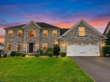 39 Bancroft Court, Bridgeport, WV 26330