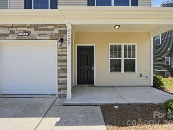 7323 Jane Parks Way , Charlotte, NC 28217