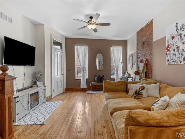 1115 Lynch Street , St Louis, MO 63118