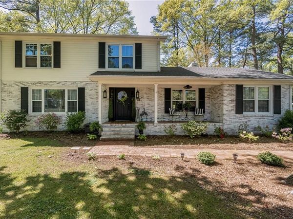 112 Earl Street , Seaford, VA 23696