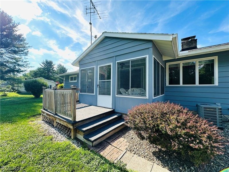 1094 Portage Easterly Road, Cortland, OH 44410 Photo 17