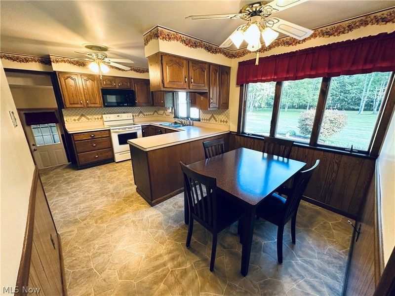 1094 Portage Easterly Road, Cortland, OH 44410 Photo 22