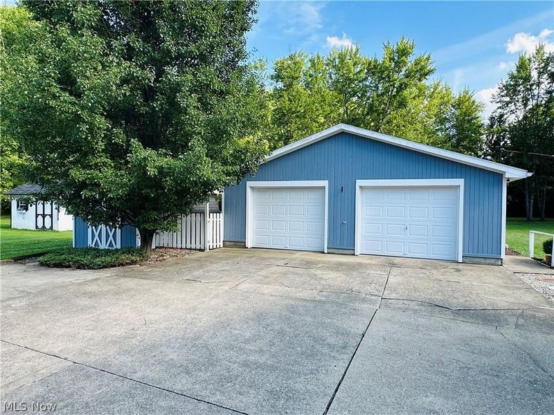 1094 Portage Easterly Road, Cortland, OH 44410 Photo 4