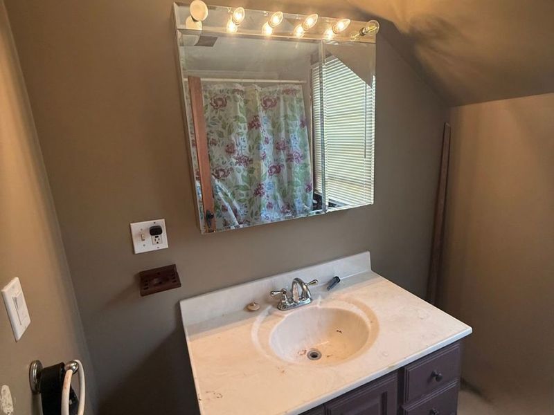 404 Bonnie Brae Avenue SE, Warren, OH 44484 Photo 3