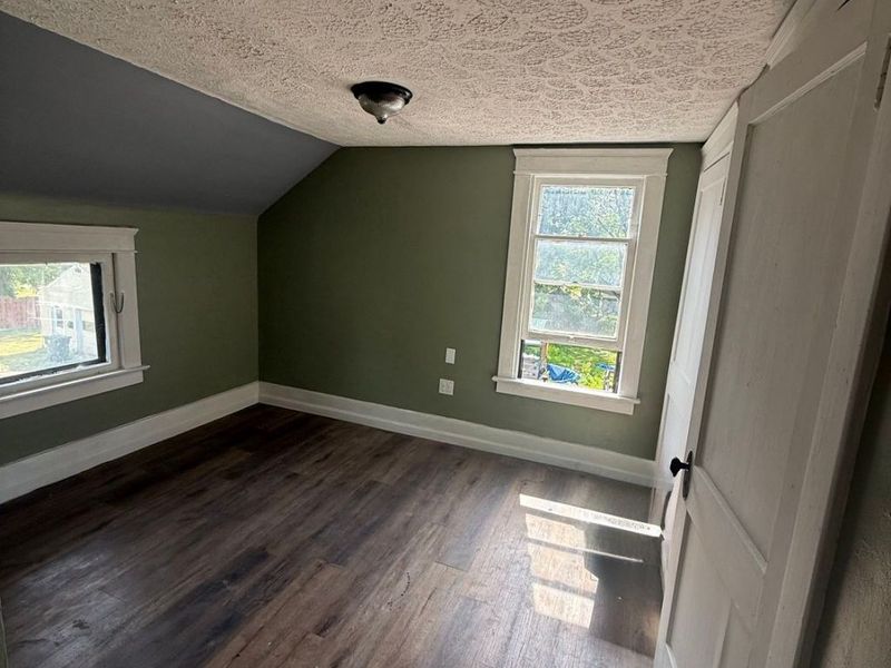404 Bonnie Brae Avenue SE, Warren, OH 44484 Photo 4