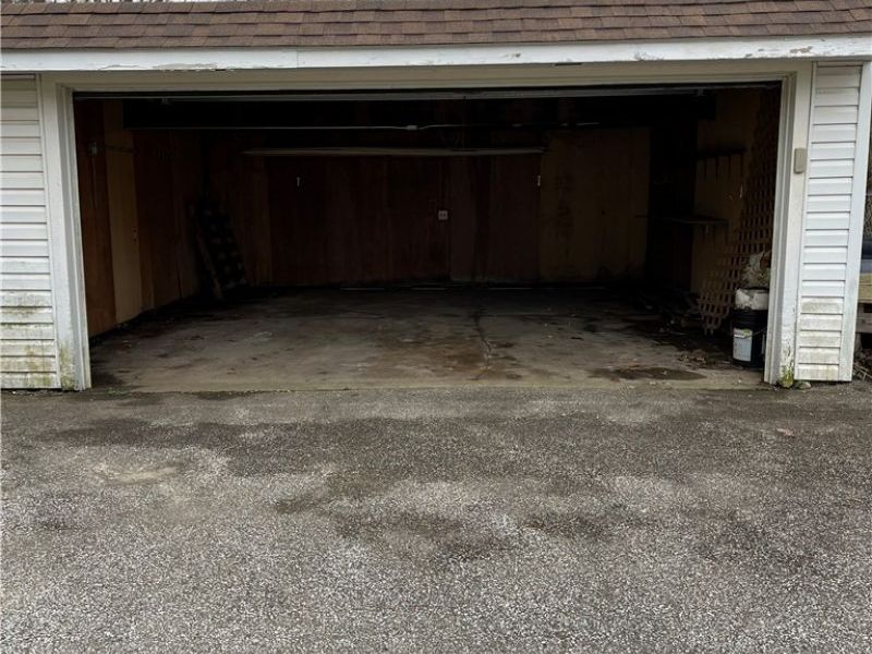 16100 Scottsdale Boulevard, Shaker Heights, OH 44120 Photo 3