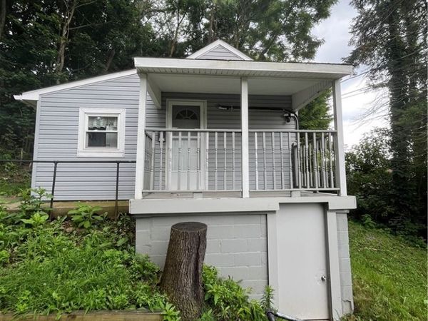 612 Dippold Ave Rear , Baden, PA 15005