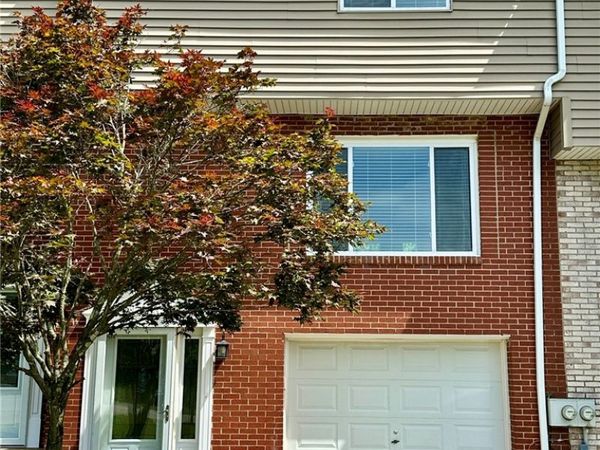 2017 Luehm Ave , North Versailles, PA 15137