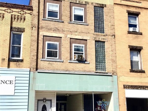 419 Ford St, Ford City, PA 16226