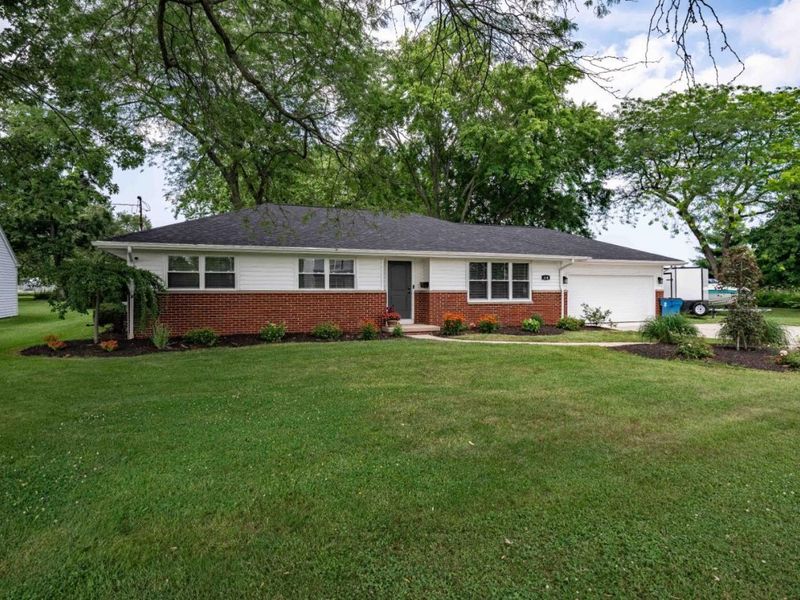 438 E Water Street, Oak Harbor, OH 43449 Photo 4