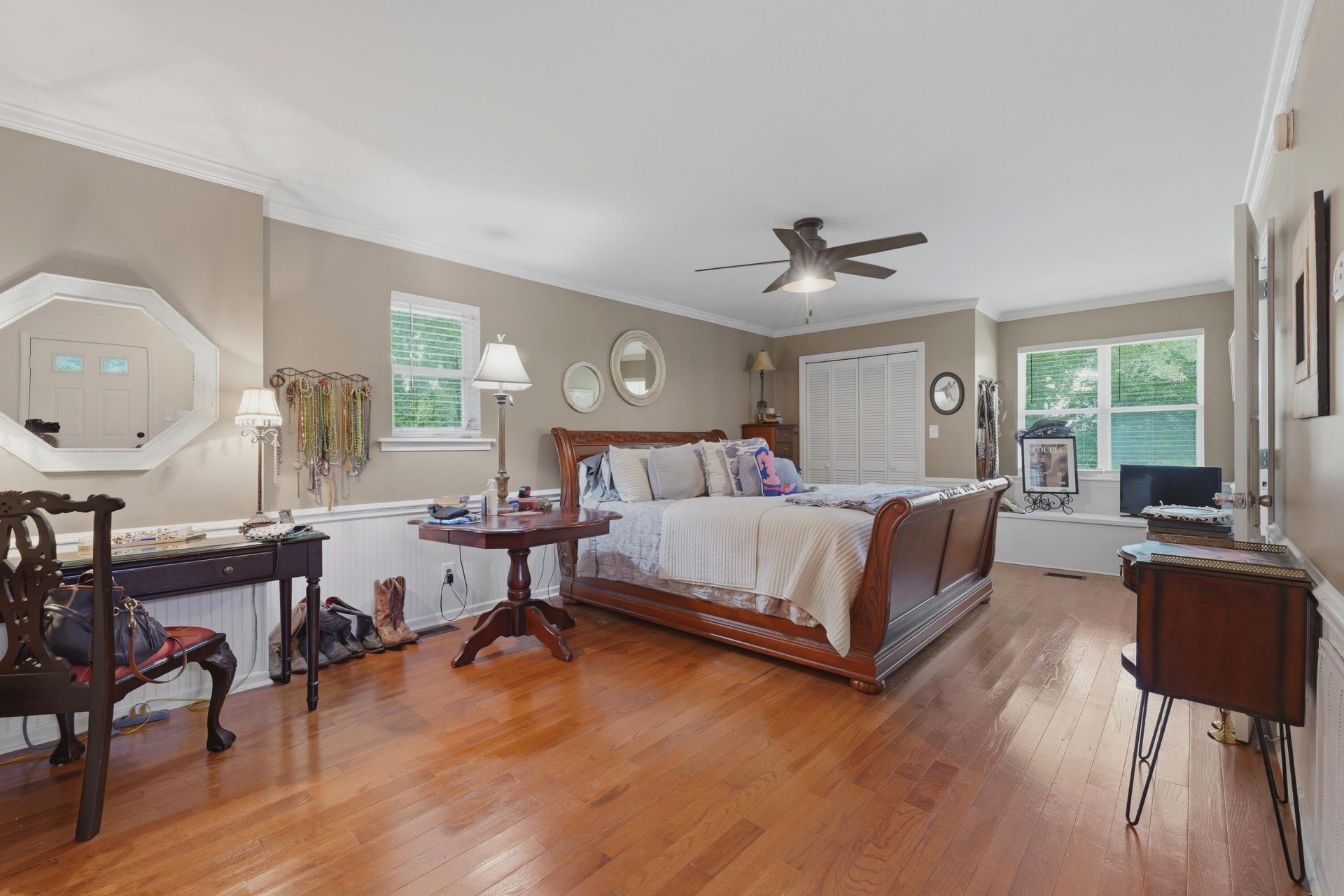 413 Hill Street Photo 13