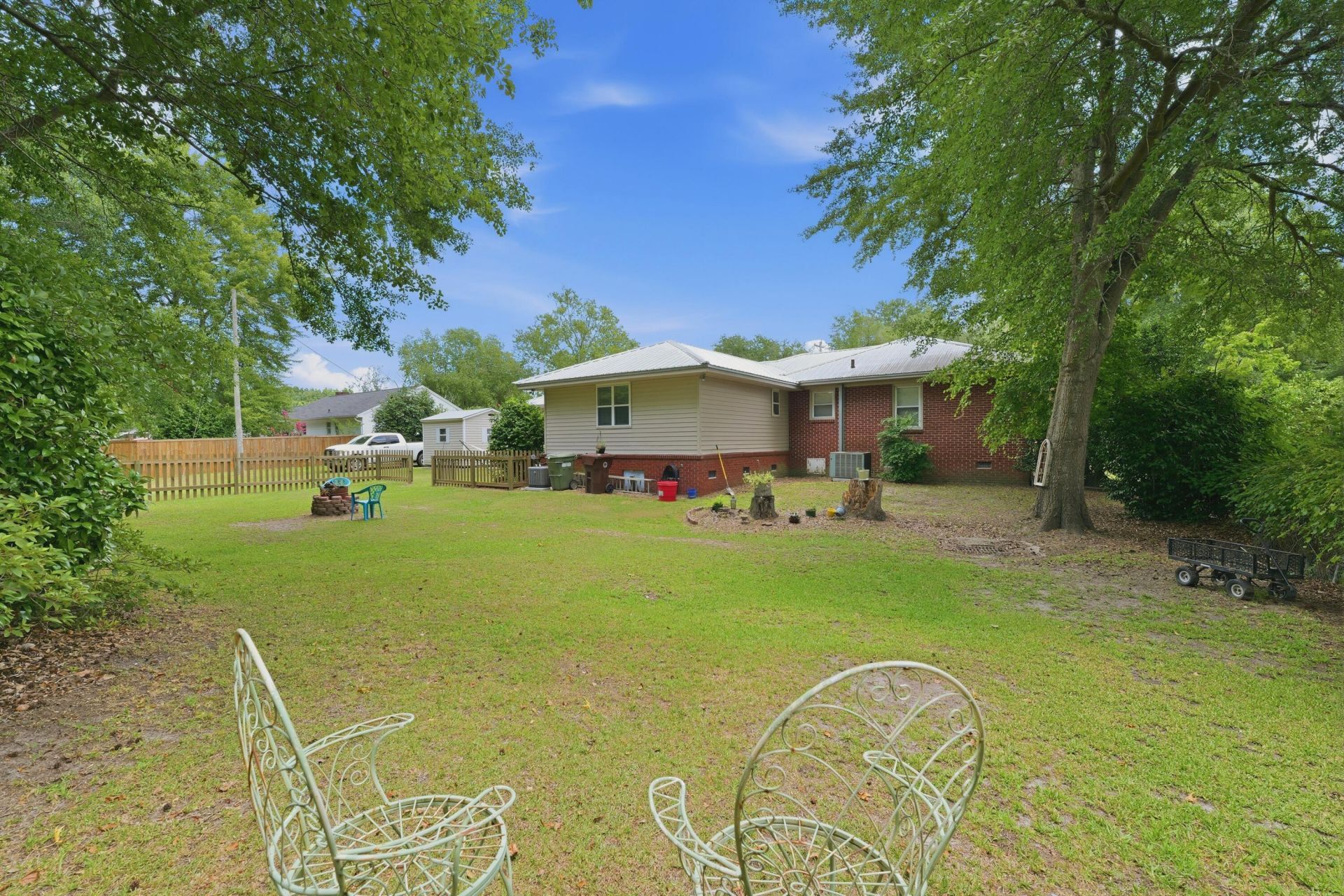 413 Hill Street Photo 25