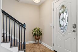 124 Apache Drive photo 4