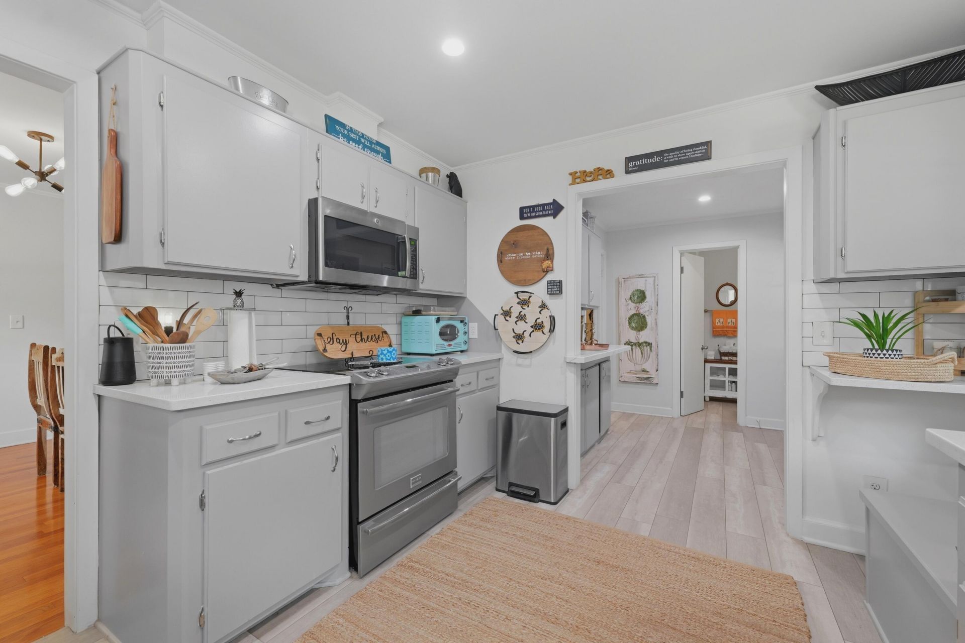 413 Hill Street Photo 11