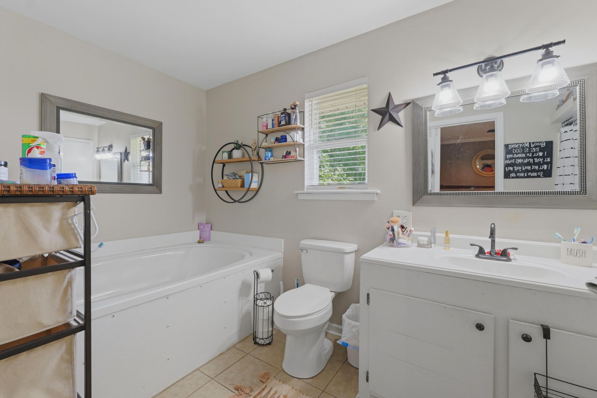 413 Hill Street Photo 15