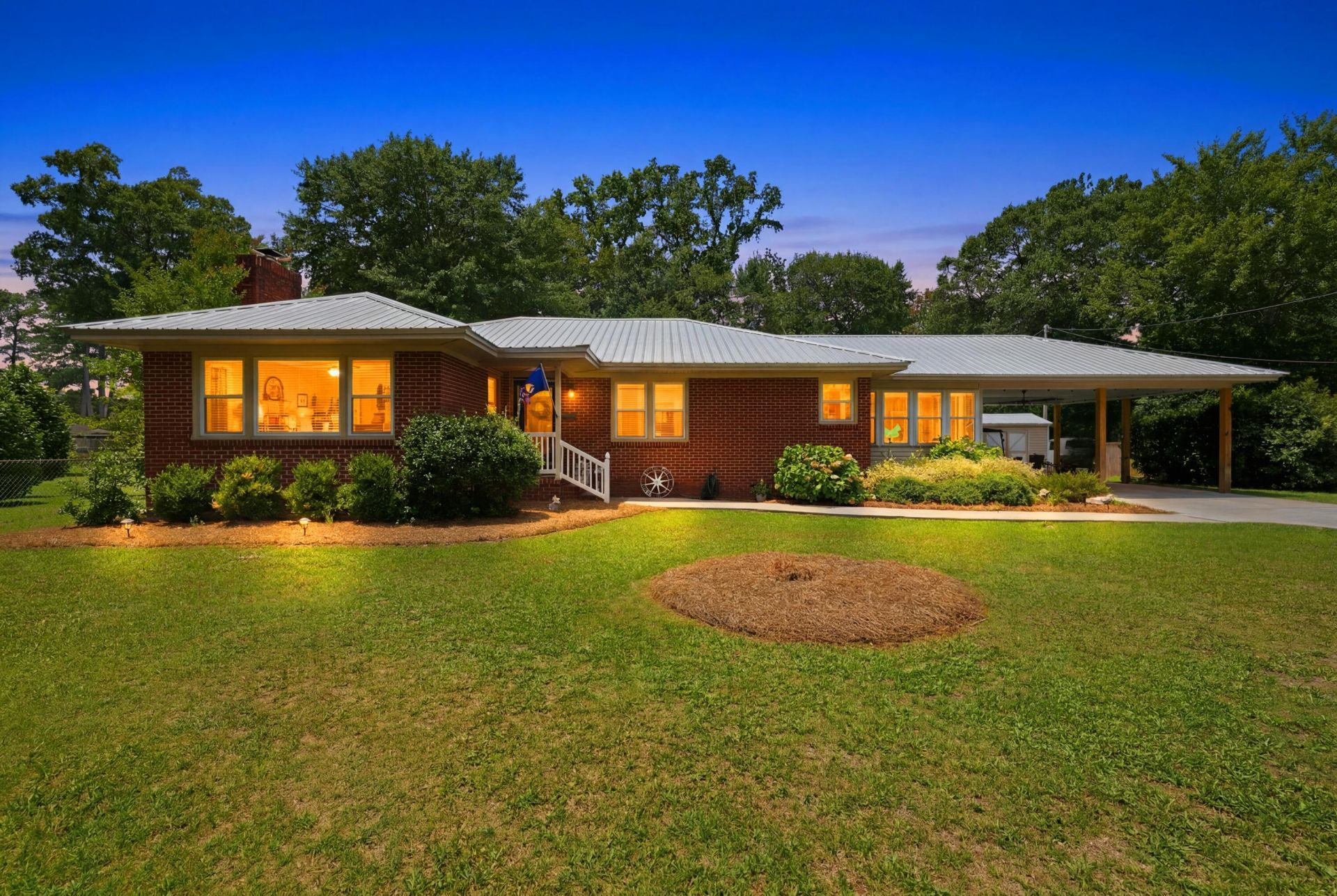 413 Hill Street Photo 26