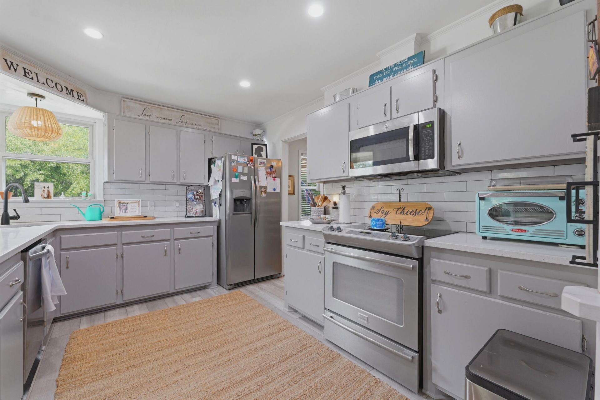 413 Hill Street Photo 9
