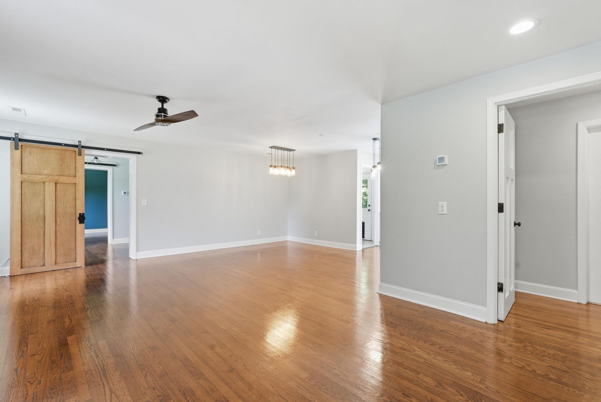 2760 Trucklands Road Photo 7