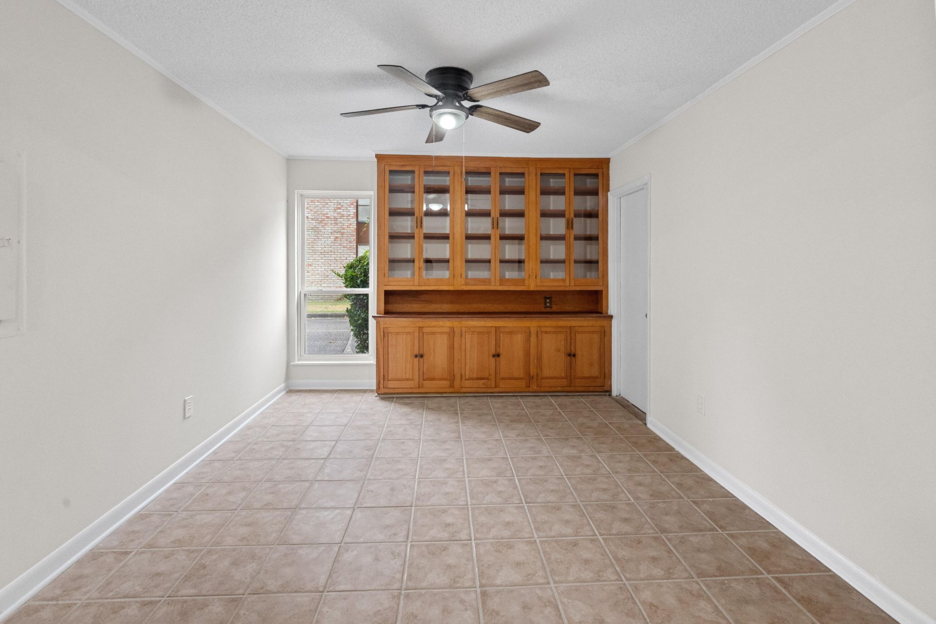 6 Brighton Circle Photo 10