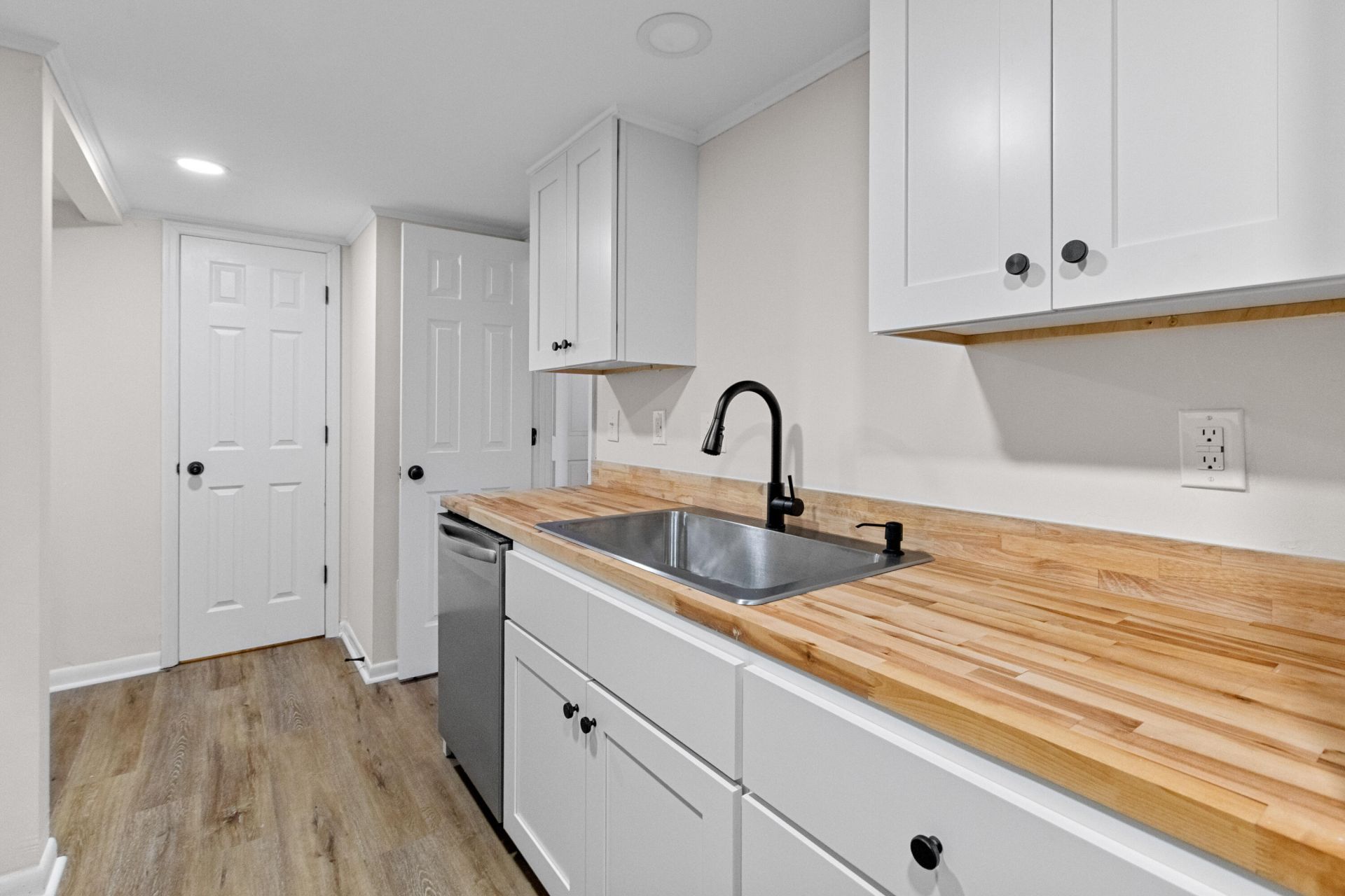 6 Brighton Circle Photo 14