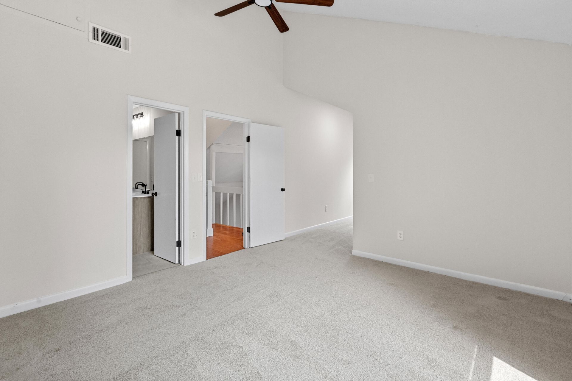 6 Brighton Circle Photo 22
