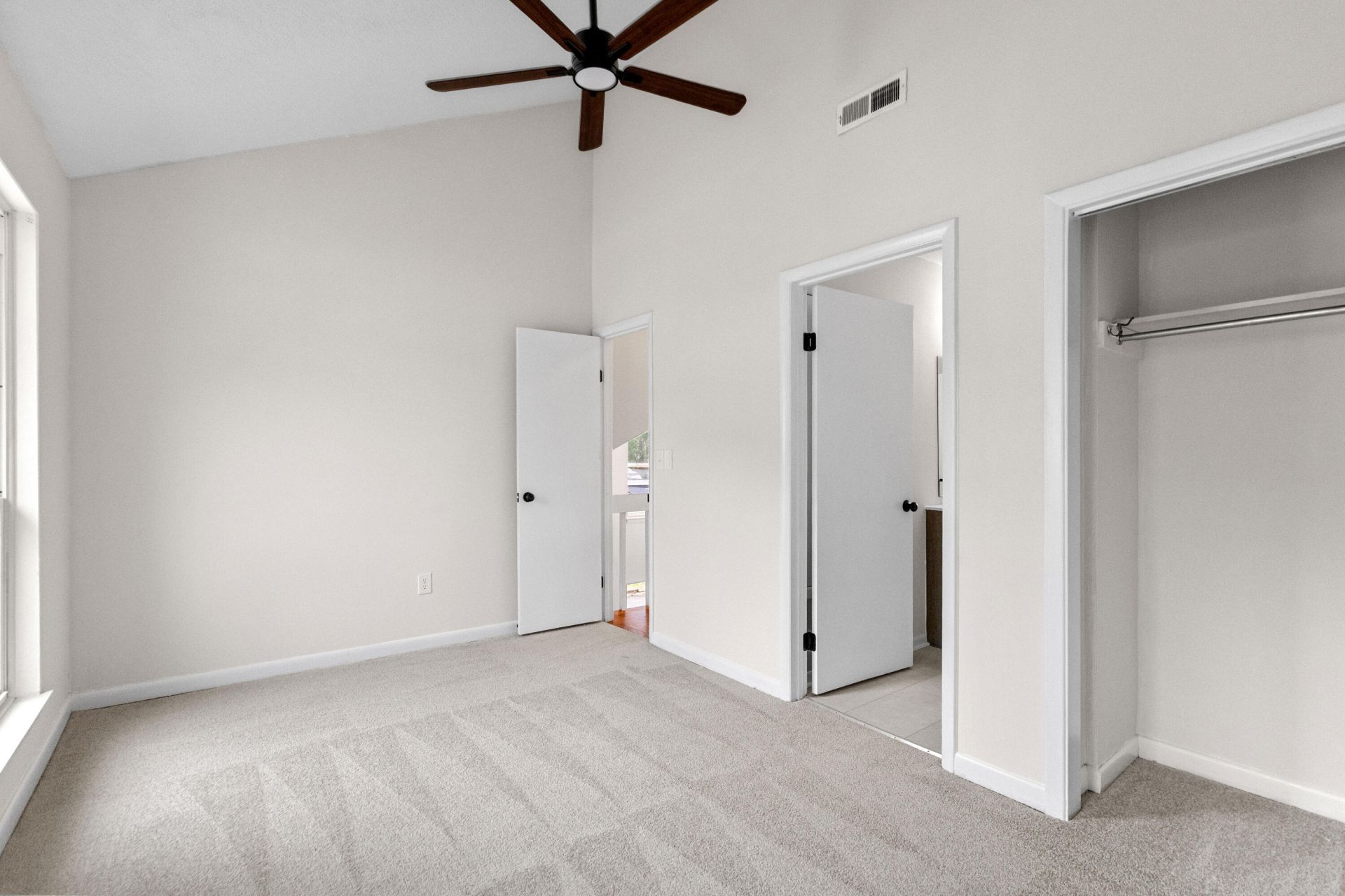 6 Brighton Circle Photo 27