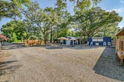 2871 Maybank Highway  photo 4