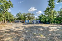 2871 Maybank Highway  photo 4