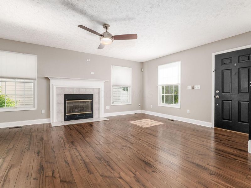 8446 Olenbrook Drive , Lewis Center, OH 43035 Photo 10
