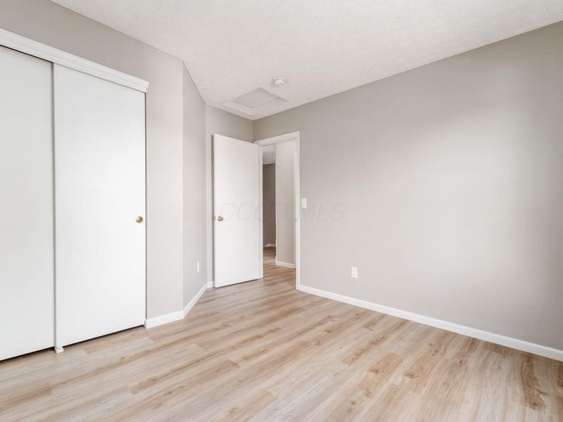 8446 Olenbrook Drive , Lewis Center, OH 43035 Photo 26