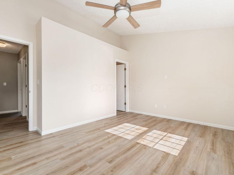 8446 Olenbrook Drive , Lewis Center, OH 43035 Photo 30