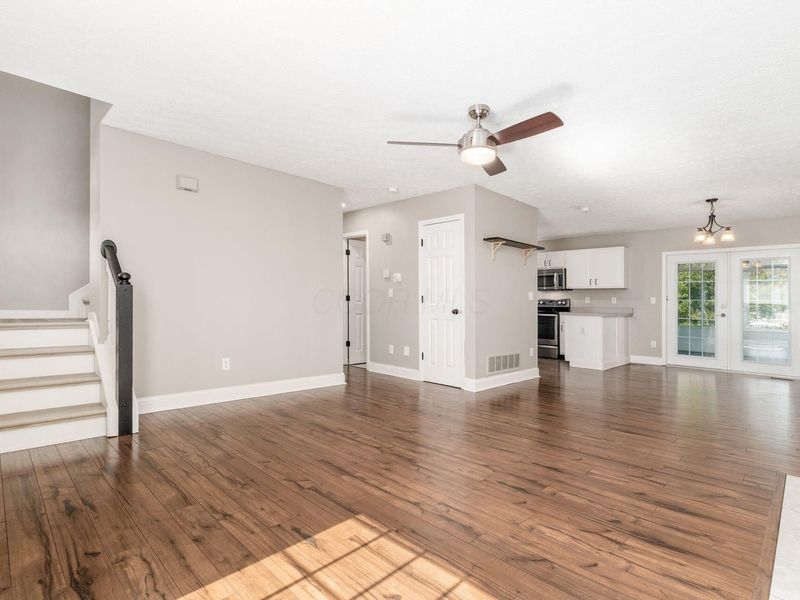 8446 Olenbrook Drive , Lewis Center, OH 43035 Photo 8