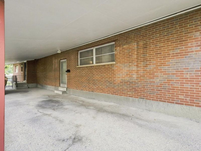 950 Vacationland Drive, Springfield Twp., OH 45231 Photo 8