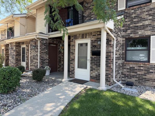 6840 Mariner DRIVE, Unit 102, Mount Pleasant, WI 53406