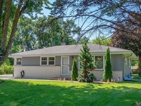 n53w23801 Northview DRIVE, Sussex, WI 53089