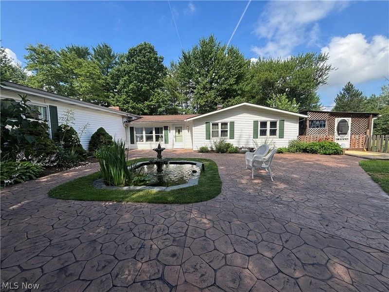385 Cochran Road, Aurora, OH 44202 Photo 1