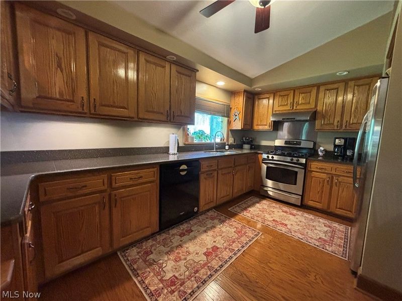 385 Cochran Road, Aurora, OH 44202 Photo 6