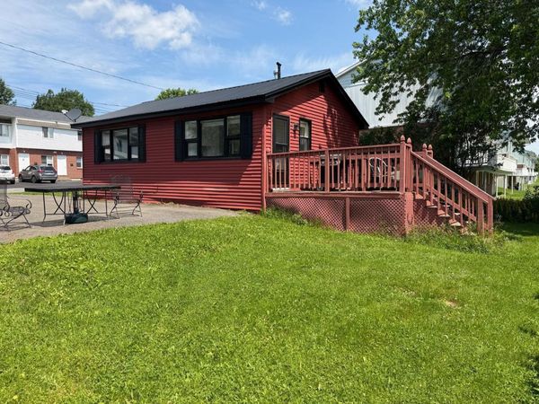 83 Exchange Street , Presque Isle, ME 04769