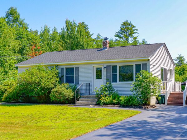 16 Mill Lane , Naples, ME 04055