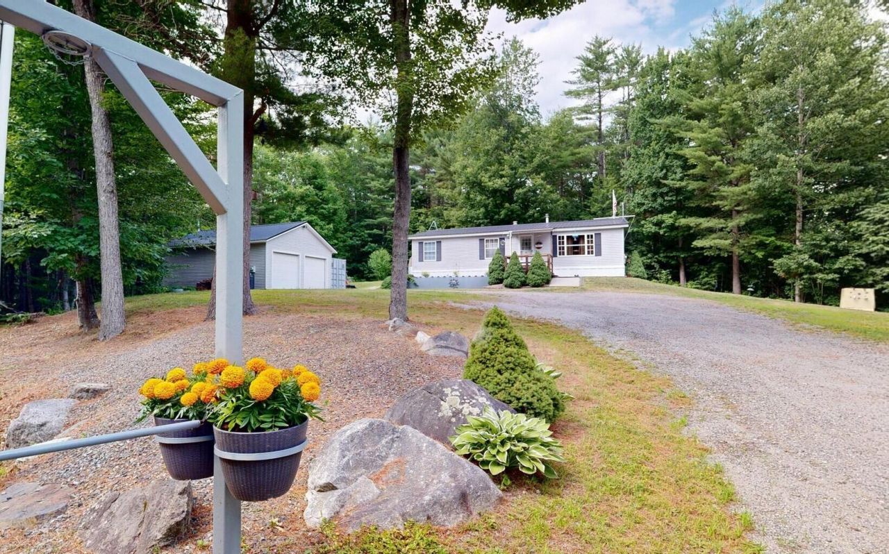 65 Blue Road, Monmouth, ME 04259 Main Photo